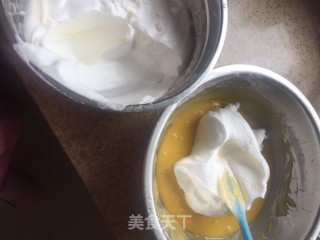 10寸戚风蛋糕的做法步骤：8