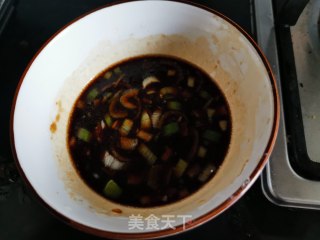 鱼香肉丝的做法步骤：4