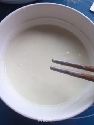 白巧克力甜甜圈的做法步骤：1