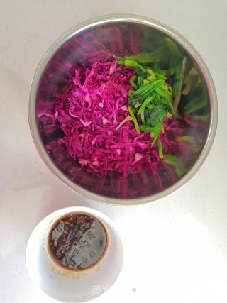 凉拌紫甘蓝的做法步骤：8