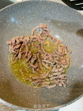 麻辣牛肉条的做法步骤：3