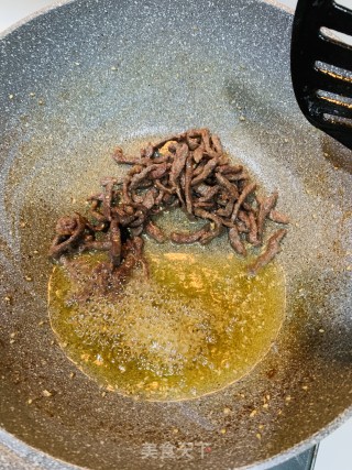 麻辣牛肉条的做法步骤：4