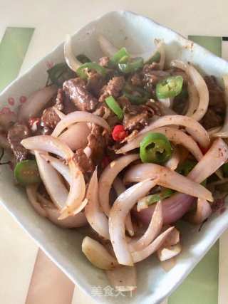 洋葱炒牛肉的做法步骤：6