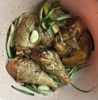 香蔬鸡腿的做法步骤：4