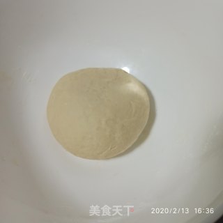 家常手擀面的做法步骤：1