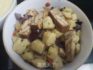 素炒馍丁的做法步骤：4