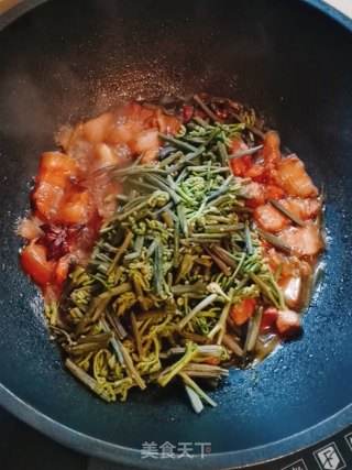 蕨菜烧肉的做法步骤：8