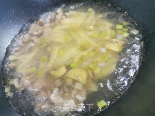白菜炖土豆的做法步骤：5