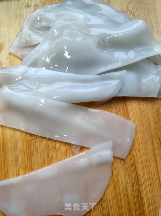 粉皮炒菠菜的做法步骤：2