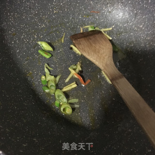 大虾粉条萝卜汤的做法步骤：4