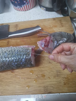 熏草鱼的做法步骤：2