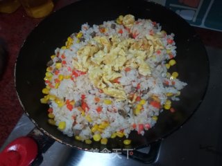 黑椒牛肉肠炒饭的做法步骤：13