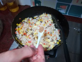黑椒牛肉肠炒饭的做法步骤：14