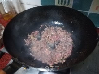 牛肉炒白萝卜丝的做法步骤：4