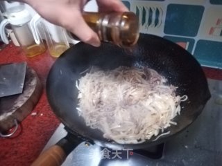 牛肉炒白萝卜丝的做法步骤：10