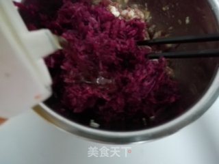 紫萝卜猪肉馅饺子的做法步骤：4