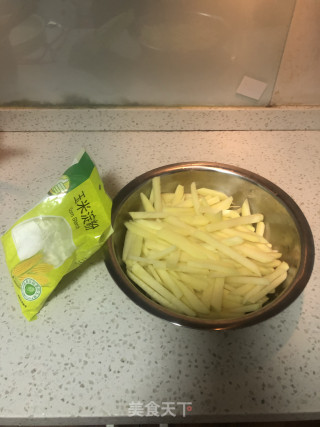 炸薯条的做法步骤：1
