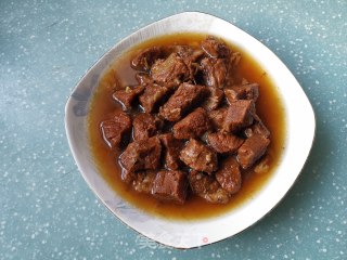 炖牛肉的做法步骤：4