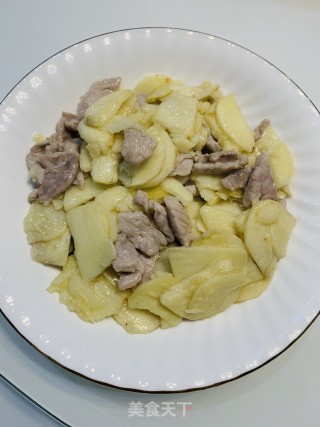 慈菇炒肉的做法步骤：7