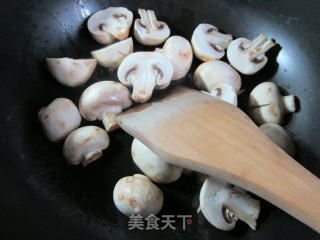 素烧蘑菇的做法步骤：4