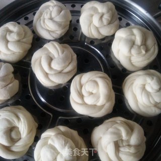 辨子花卷的做法步骤：11