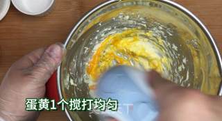 软芯奶酪小蛋糕(原味和抹茶味)，浓郁奶香美味甜品，乖乖在家做美食，武汉加油的做法步骤：11