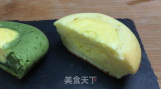 软芯奶酪小蛋糕(原味和抹茶味)，浓郁奶香美味甜品，乖乖在家做美食，武汉加油的做法步骤：16