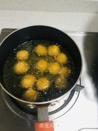 金黄薯球的做法步骤：8