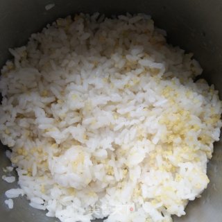 花朵饭团的做法步骤：1