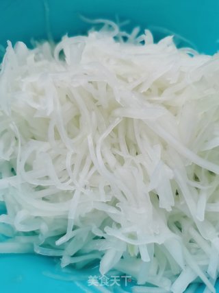 凉拌菜头的做法步骤：4
