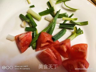 香菇黄瓜炒鸡胸肉的做法步骤：2