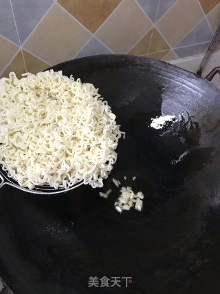 鸡蛋炒面的做法步骤：6
