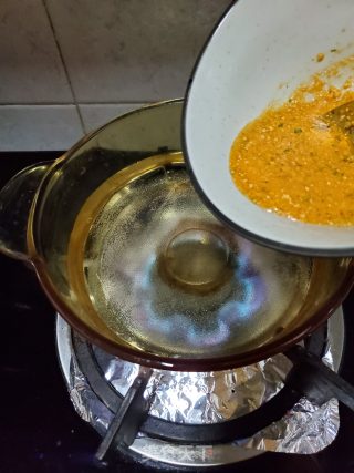 美味酸辣汤的做法步骤：4