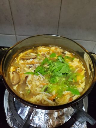 美味酸辣汤的做法步骤：8
