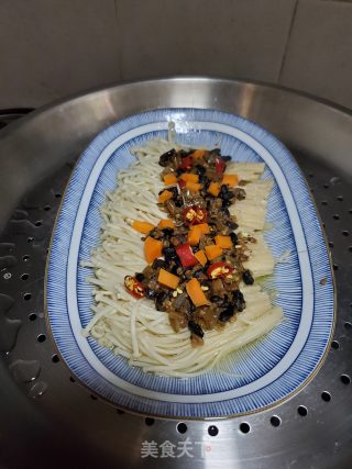 香辣酱蒸金针菇的做法步骤：7