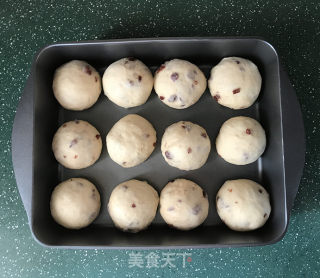 杏仁蔓越莓小餐包的做法步骤：7