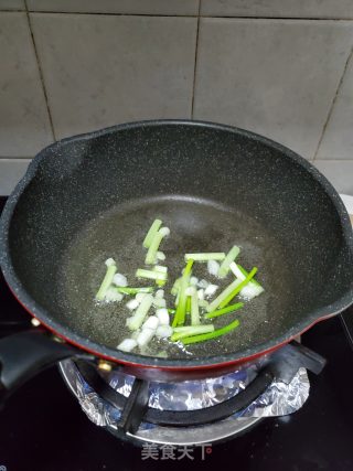 鸭胸肉炒蟹味菇的做法步骤：9