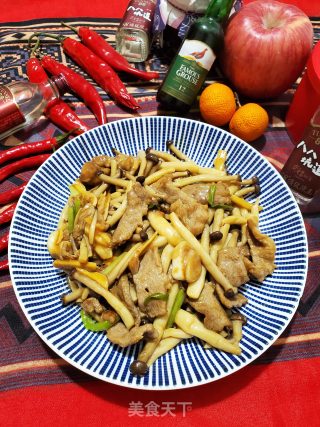 鸭胸肉炒蟹味菇的做法步骤：15