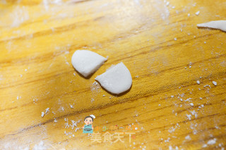 卡通老鼠麻心汤圆的做法步骤：8