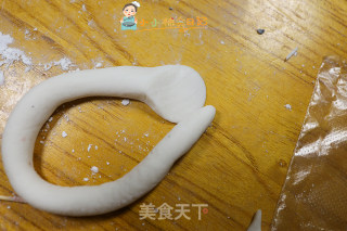 卡通老鼠麻心汤圆的做法步骤：12