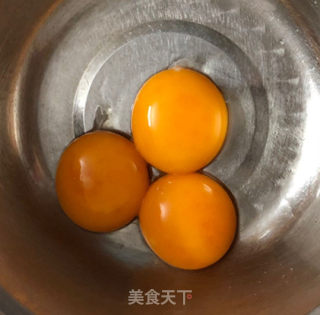 蒸蛋糕的做法步骤：1