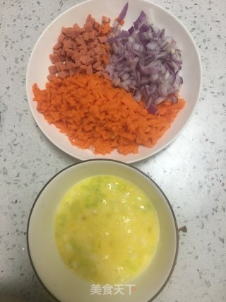 蛋炒饭之大小米炒饭的做法步骤：2
