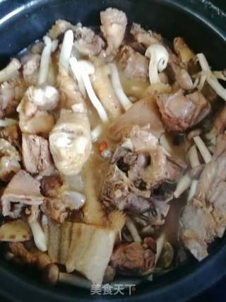 小鸡炖蘑菇的做法步骤：7