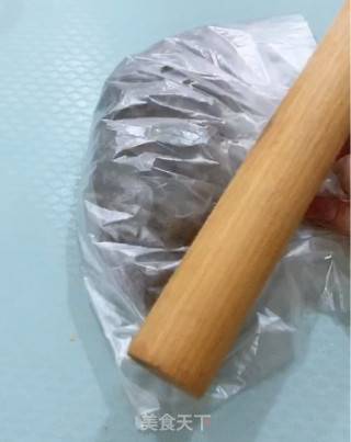草莓慕斯的做法步骤：1