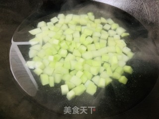 牛肉泡椒炒饭的做法步骤：4