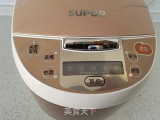 虾仁蔬菜粥的做法步骤：2