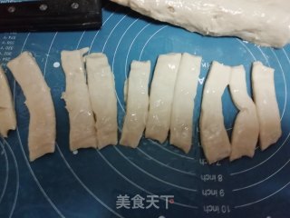 香酥油条的做法步骤：5