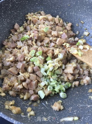 白菜粉丝肉丁包的做法步骤：14