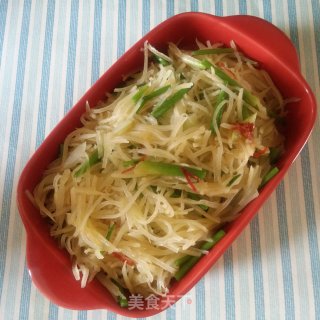 芹菜炒土豆丝的做法步骤：6