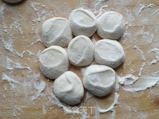 小瓜鸡蛋虾皮粉条馅饼的做法步骤：8